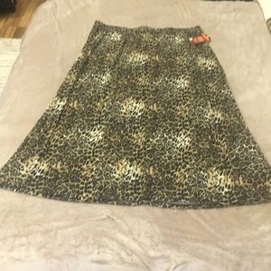 Faded Glory Women’s  2X Leopard Print 38” Long Skirt NWT